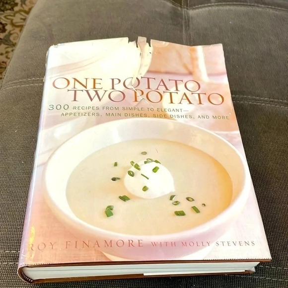 *Final Price* One Potato Two Potato 300 Recipes from simple to elegant cookbook - Picture 1 of 7